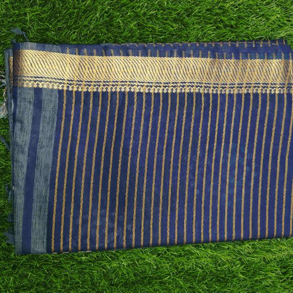 Women Stylish Floral Fashion Saree with Breathable Daily Feel