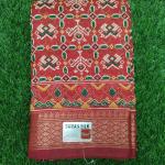 Women Premium Floral Saree with Relaxed Daily Comfort