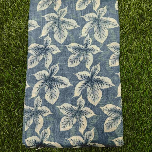 Women Premium Printed Saree with Relaxed Floral Styling