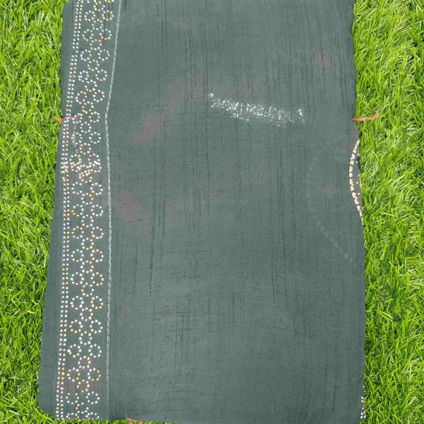 Women Trendy Cotton Saree with Modern Fashion Appeal
