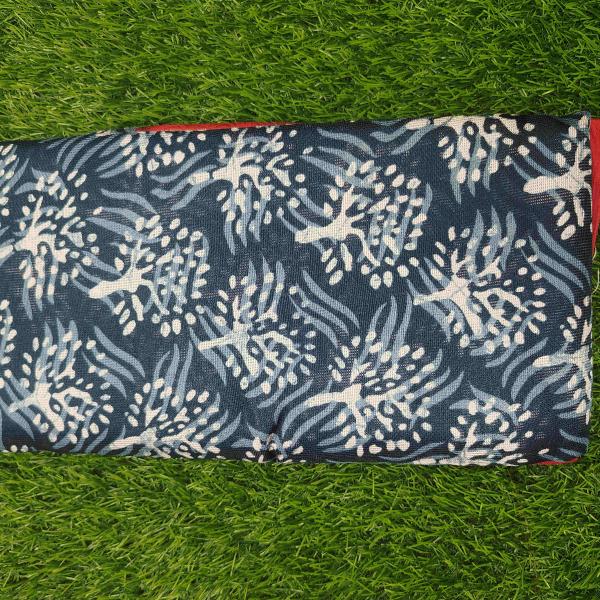 Women Ethnic Printed Saree with Breathable Cotton Blend Comfort