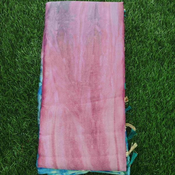 Women Printed Cotton Saree for Everyday Fashion with Floral Inspired Artwork