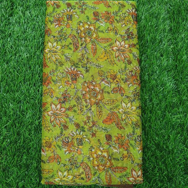 Women Premium Printed Saree with Chic Fashion Appeal
