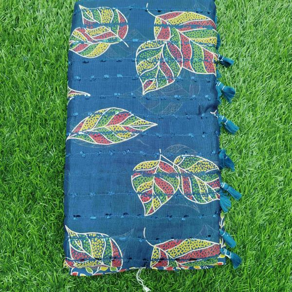 Women Artistic Floral Saree with Premium Cotton Blend