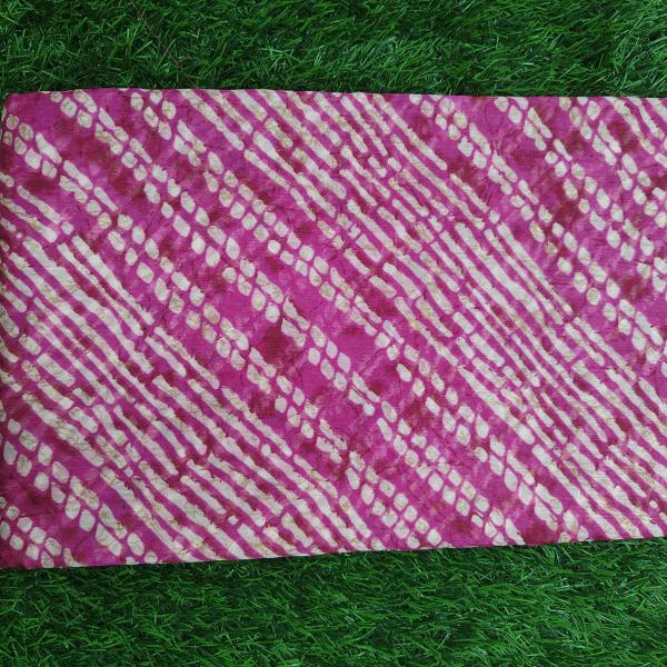 Women Printed Cotton Saree for Casual Styling with Trendy Artwork
