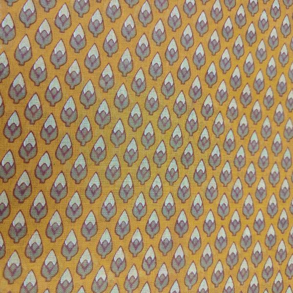Women Modern Cotton Saree with Attractive Print Design